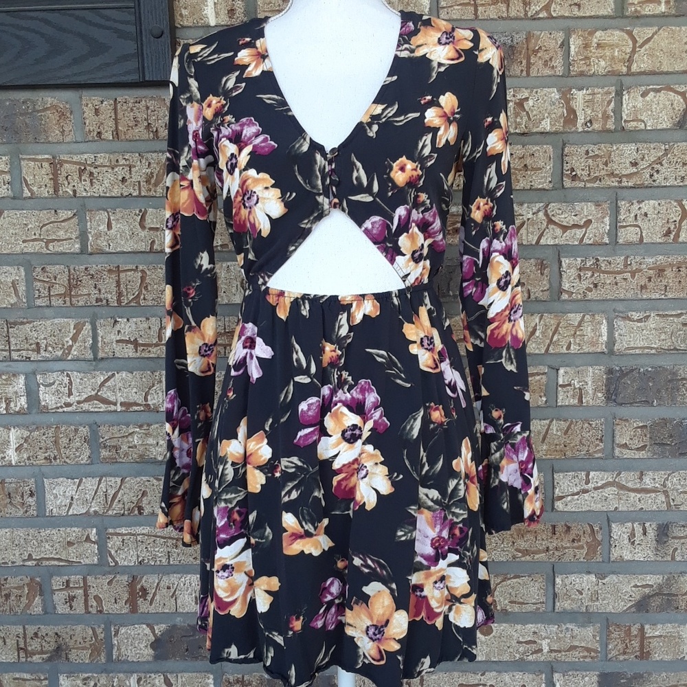 Kendall & Kylie Floral Cut Out Mini Dress